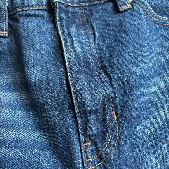 BANANA REPUBLIC Women’s Denim Shorts - Picture 6 of 16